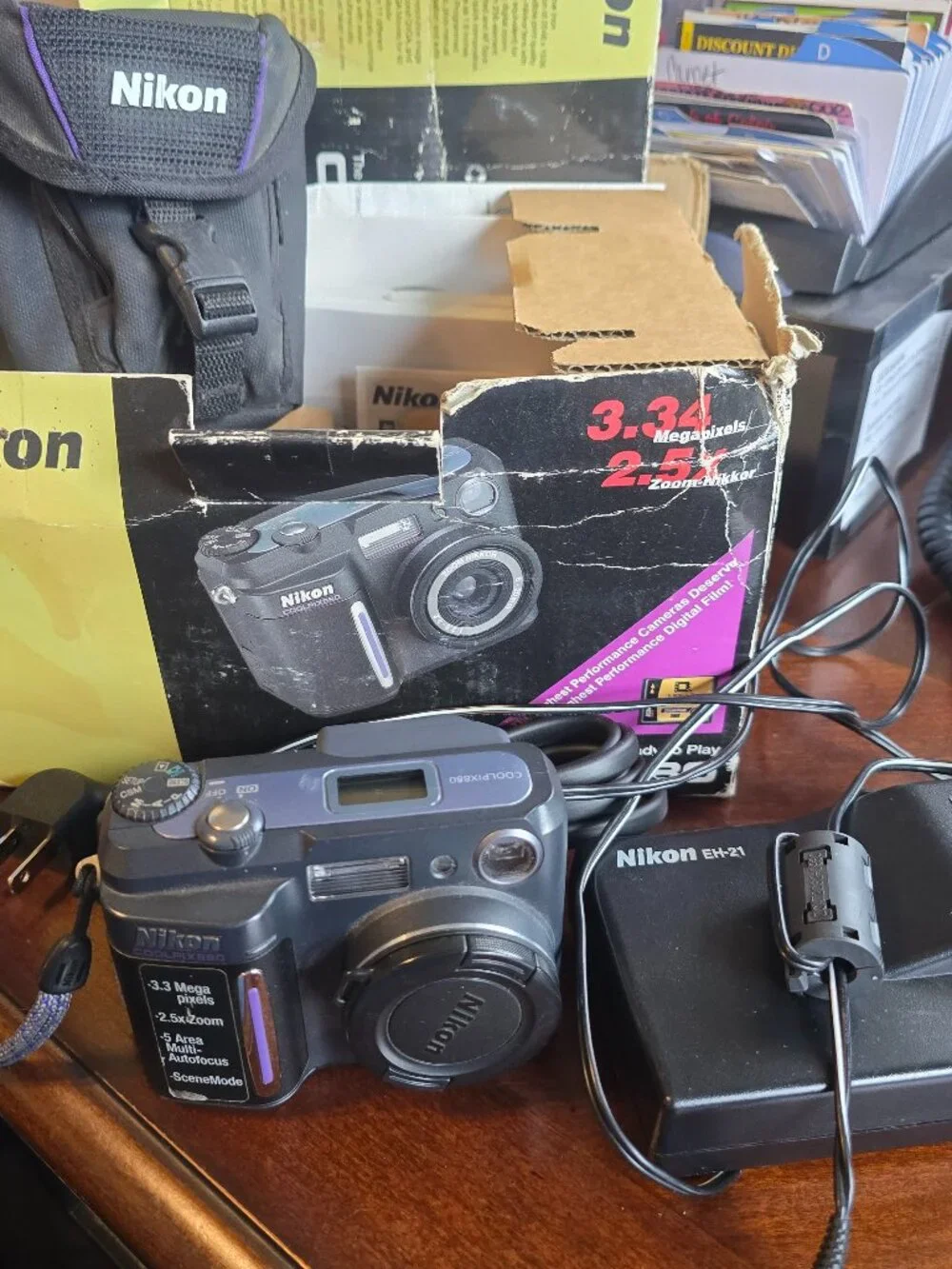 Nikon Coolpix 880 Vintage Digital Camera Bundle Tested Working Read Description